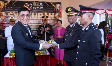 Hadiri-Upacara-dan-Syukuran-Hari-Bhayangkara-ke-80,-Bupati-Belu-Apresiasi-Pengabdian-dan-Dedikasi-Polres-Belu-dalam-Menjaga-Kamtibmas