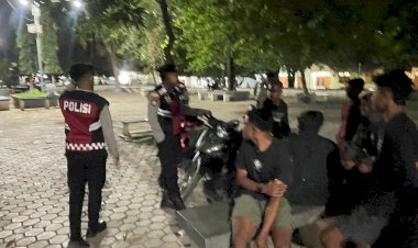 Terus-Menjaga-Situasi-Kondusif-di-Malam-Hari,-Unit-Turjawali-Samapta-Polres-Belu-Gencar-Laksanakan-Patroli-Dialogis-di-Titik-titik-ini