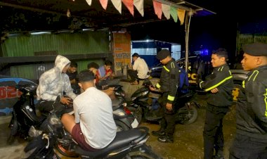 Senantiasa-Menjaga-Situasi-Kondusif-di-Malam-Hari,-Unit-Turjawali-Samapta-Polres-Belu-Gelar-Patroli-Dialogis-di-Seputaran-Kota