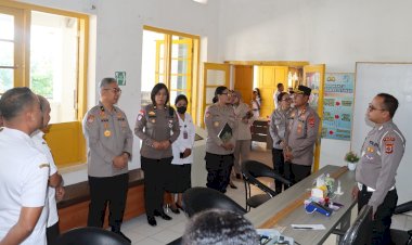 Tingkatkan-Kualitas-dan-Akuntabilitas-Layanan-kepada-Masyarakat,-Karo-RBP-Stamarena-Polri-Kunjungi-Polres-Belu-dan-Mal-Pelayanan-Publik-Timor-Atambua