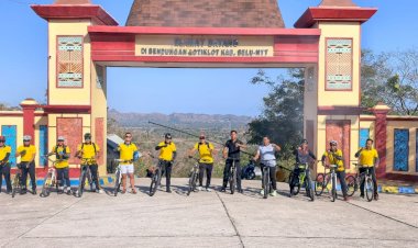 Jumat-Sehat-dengan-Bersepeda,-Cara-Kapolres-Belu,-AKBP-I-Gede-Eka-Putra-Astawa-Jaga-Kebugaran-Tubuh-Sekaligus-Pantau-Situasi-Kamtibmas