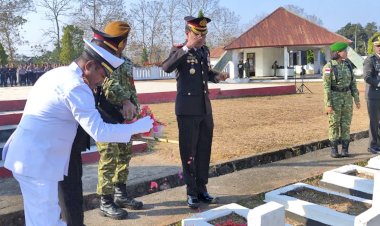 Jelang-Peringatan-HUT-TNI-ke-81,-Kapolres-Belu-Hadiri-Ziarah-dan-Tabur-Bunga-di-Taman-Makam-Pahlawan-Seroja
