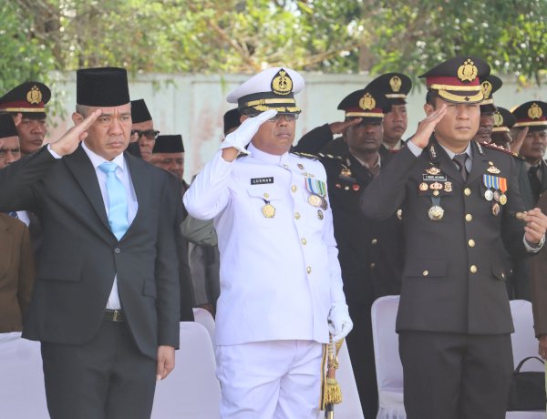 Momentum Hari Pahlawan Tahun 2025, Kapolres Belu bersama Pejabat Utama Hadiri Upacara dan Ziarah Rombongan di Taman Makam Pahlawan Seroja