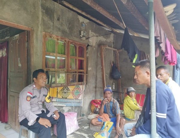 Hujan belum Berakhir, Bhabinkamtibmas Polres Belu Imbau Warga Waspada Banjir dan Tanah Longsor