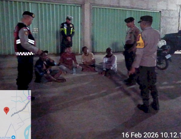 Patroli hingga Dini Hari Jelang Imlek 2026,  Gabungan Piket Fungsi dan Pamapta Polres Belu Bubarkan Kelompok Pemuda yang Nongkrong hingga Larut Malam