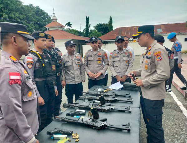 Lakukan Pengawasan Berkala,  Kapolres Belu Gelar Pengecekan Senjata Api dan Amunisi Milik Polres dan Polsek Jajaran
