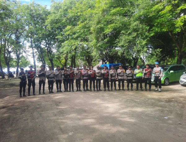 Jamin Kenyamanan Masyarakat Saat Merayakan Libur Lebaran, Personel Operasi Ketupat 2026 Polres Belu Gelar Patroli Cipta Kondisi di Tempat Wisata