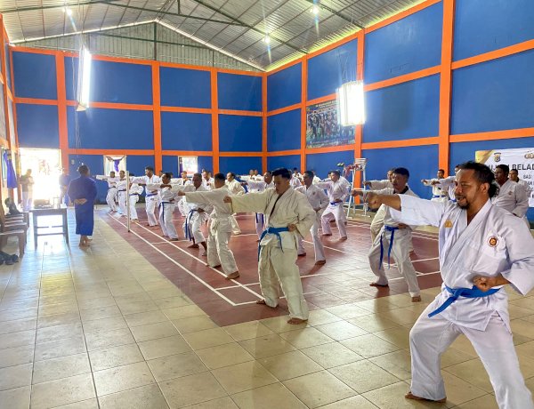 Diusulkan Naik Pangkat Juli 2026, 51 Personel Polres Belu dan Brimob Kompi 1 Yon A Pelopor Ikut Ujian Bela Diri Polri