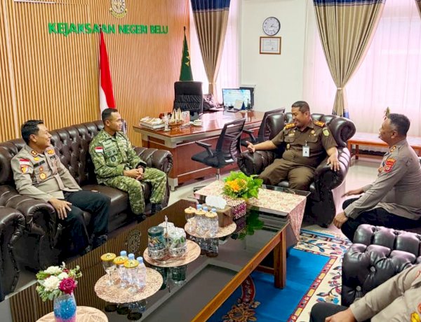Jaga Terus Sinergitas dan Soliditas, Kapolres Belu bersama Kapolres Malaka Lakukan Silaturahmi ke Kodim 1605 dan Kejaksaan Negeri Belu