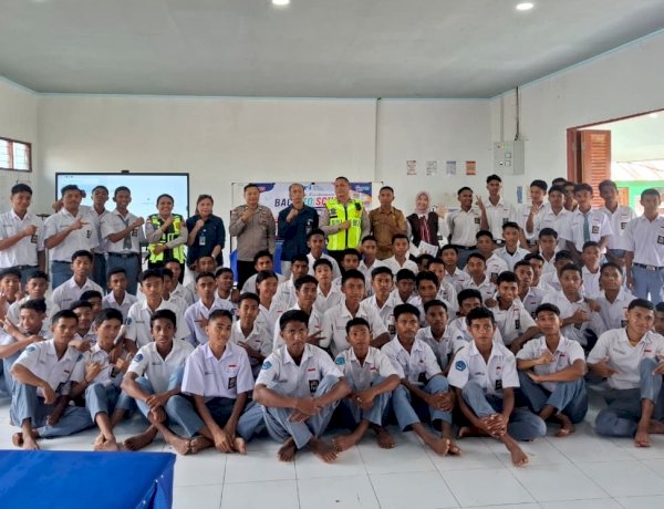 Kolaborasi Epik Polres Belu dan RRI Atambua, Gelar Talkshow Edukasi Tertib Berlalu Lintas dan Pencegahan Kenakalan Remaja untuk Pelajar SMKN 3 Atambua