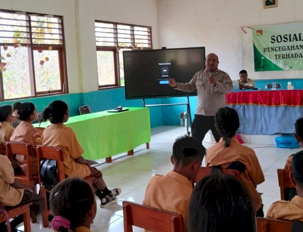 Wujudkan Sekolah yang Aman bagi Pelajar SMPN Satap Benemata, Kanit Bhabinkamtibmas Polres Belu Sosialisasikan Pencegahan Kekerasan terhadap Anak dan Dampak Hukumnya