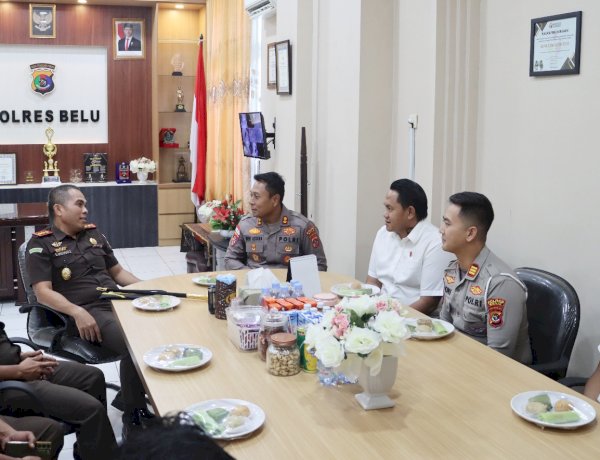 Perkuat Kerja Sama Antar Instansi, Kapolres Belu Sambut Hangat Kunjungan Silaturahmi Kepala Kantor Kejaksaan Negeri Belu