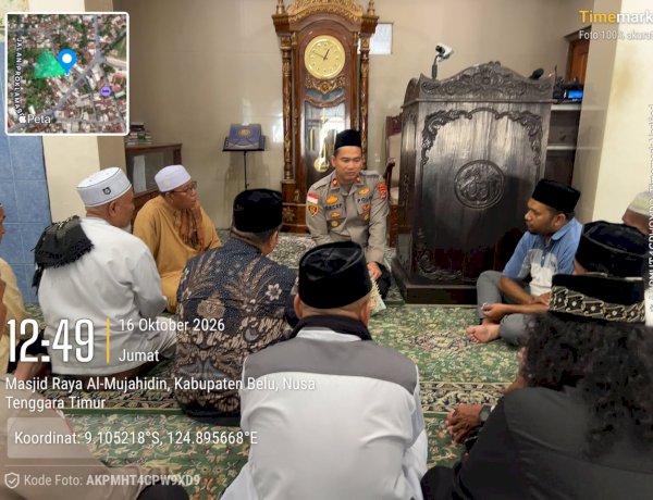 Jumat Keliling di Masjid Al-Mujahiddin, Wakapolres Belu Perkuat Silaturahmi dan Hadirkan Rasa Aman untuk Umat Muslim di Tapal Batas