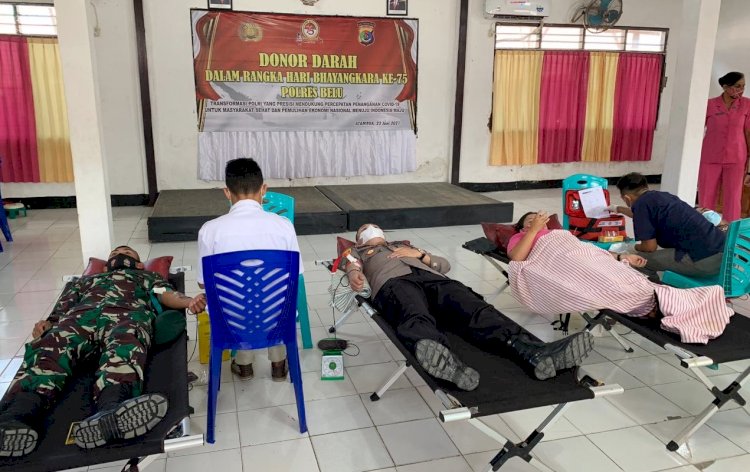 Solidaritas untuk Kemanusiaan, Polres Belu Bersama TNI dan Brimob Donor Darah Sambut Hari Bhayangkara ke 75