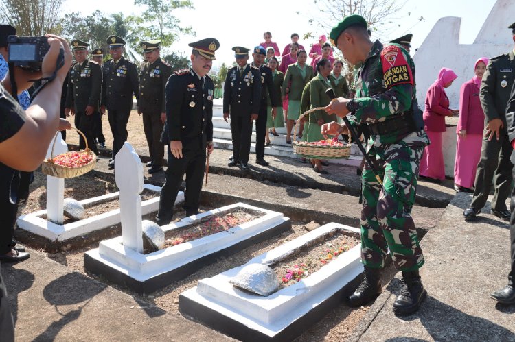 Jelang Peringatan HUT TNI ke 78, Kapolres Belu Hadiri Ziarah Nasional di Taman Makam Pahlawan Seroja