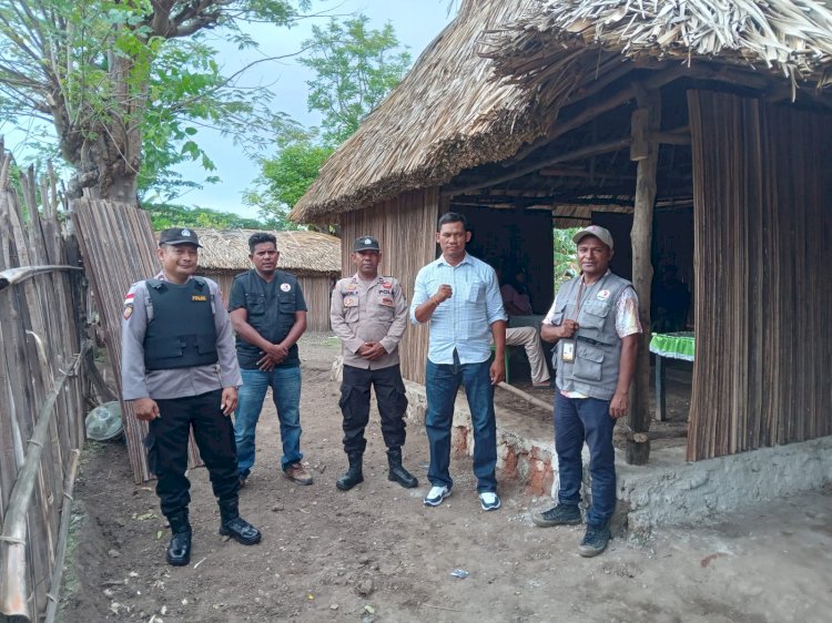 Hadir di Desa Silawan, Personel Polsek Tasifeto Timur  Amankan Pertemuan Terbatas Caleg DPRD Belu Partai Solidaritas Indonesia