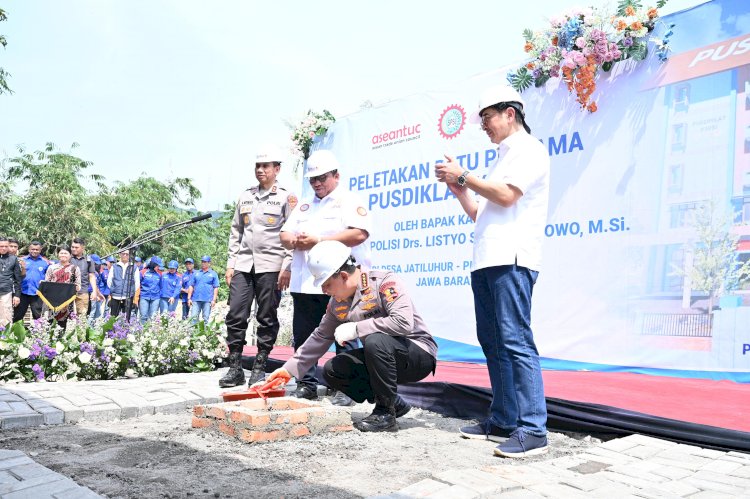 Kapolri Laksanakan Peletakan Batu Pertama Pembangunan Gedung Pusdiklat SPSI di Kawasan Jatiluhur Kab. Purwakarta