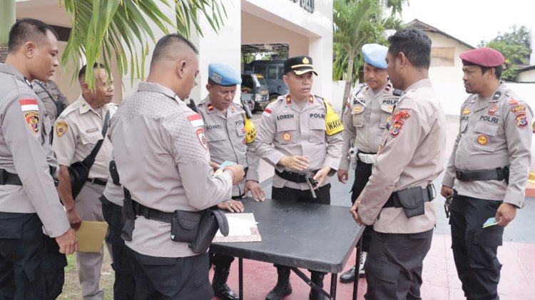 Lakukan Pengawasan Berkala, Wakapolres Belu Pimpin Pemeriksaan Senjata Api Dinas Anggota