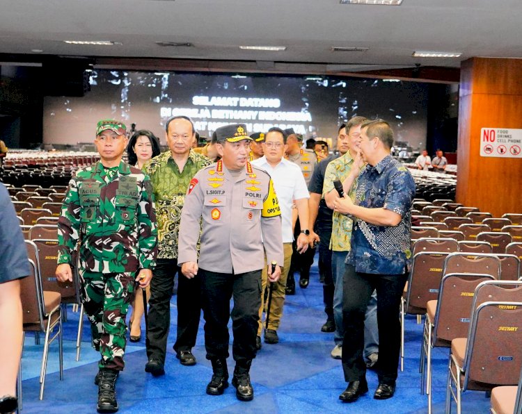 Kapolri Pastikan Pengamanan Gereja di Surabaya