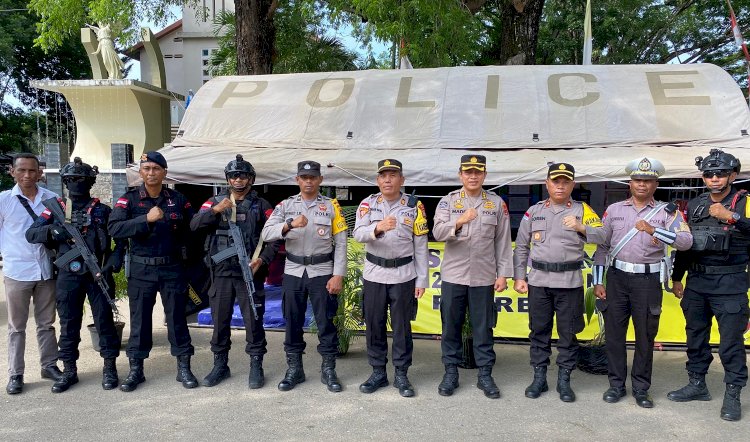 Turun ke Gereja dan Pos Lintas Batas Negara, Pamatwil Polda NTT Cek Kesiapan Pos Pengamanan Nataru di Wilyah Hukum Polres Belu