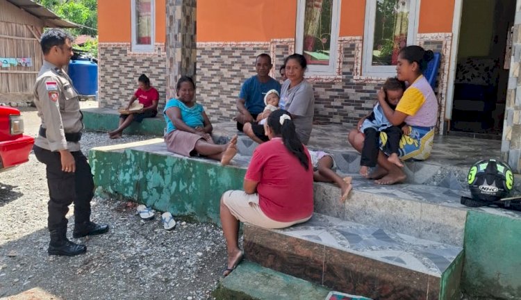 Curah Hujan Meningkat, Anggota Polsek Lamaknen Imbau Warga Builalu Waspadai Potensi Banjir dan Longsor