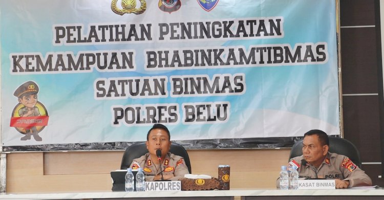 Evaluasi Kinerja Bhabinkamtibmas, Kapolres Belu: Tingkatkan Sambang dan Berikan Pelayanan Terbaik untuk Masyarakat