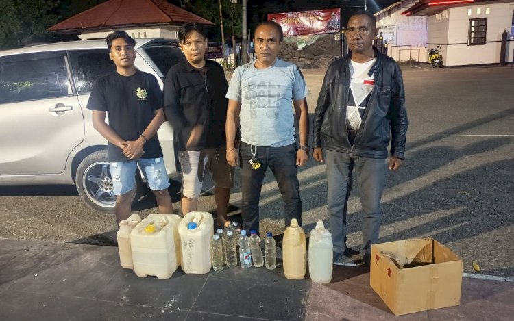 Gelar KRYD Malam Hari, Satres Narkoba Polres Belu Amankan Puluhan Liter Miras Tradisional Siap Edar