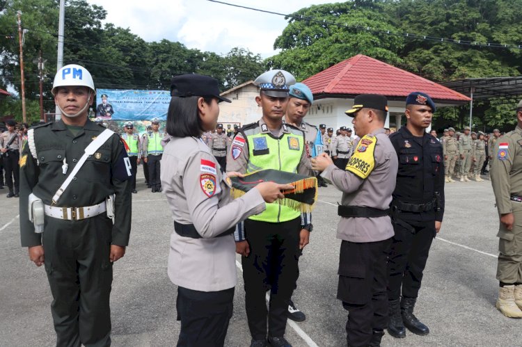 Kesiapan Pengamanan Nataru, Wakapolres Belu, KOMPOL Lorensius Pimpin Apel Gelar Pasukan Operasi Lilin Turangga 2025