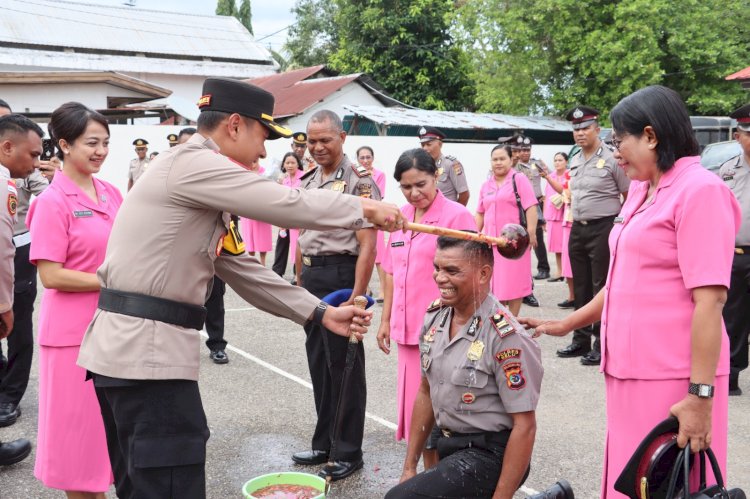 Tutup Tahun 2025, Kapolres Belu, AKBP I Gede Eka Putra Astawa Pimpin Upacara Kenaikan Pangkat Perwira dan Bintara Polri