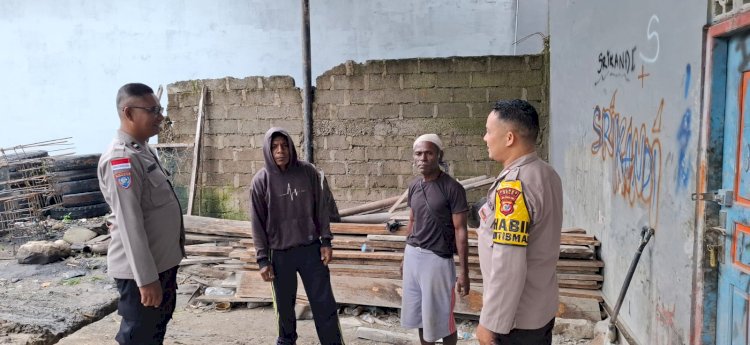 Hujan Masih belum Berakhir, Bhabinkamtibmas Lamaknen Polres Belu Imbau Warga Waspada Banjir dan Tanah Longsor
