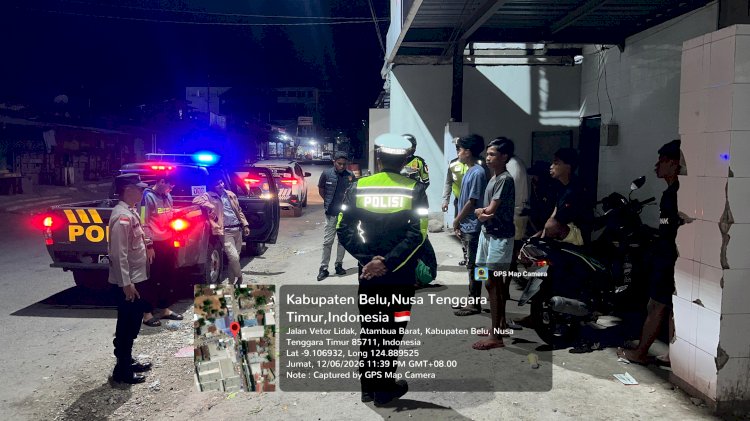 Patroli Jaga Kamtibmas , Gabungan Piket Fungsi Polres Belu Bubarkan Remaja yang Nongkrong hingga Larut Malam