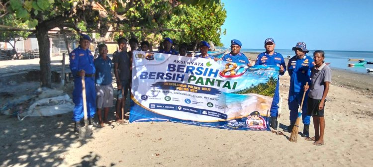 Setelah Sat Samapta, Giliran Sat Polairud Polres Belu Bereskan Sampah di Kawasan Wisata Dukung Gerakan Indonesia ASRI
