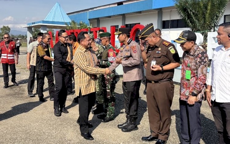 Hadiri Festival Fulan Fehan ke IV, Kapolres Belu bersama Bupati dan Forkopimda Sambut Hangat Kedatangan Menteri Dalam Negeri