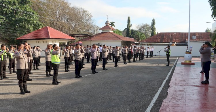 Sambut Pagi dengan Penuh Makna , Ratusan Personel Polres Belu Ikut Terapi USEFT Bangun Energi Positif Jelang Pelaksanaan Tugas