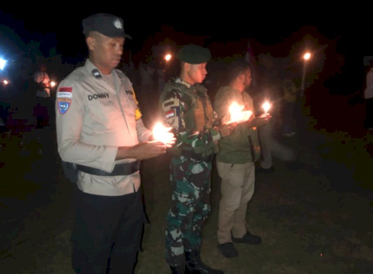 Refleksi HUT RI ke 81, Bhabinkamtibmas Tulakadi Polres Belu bersama Warga Perbatasan Gelar Doa Bersama untuk Korban Gempa Flores