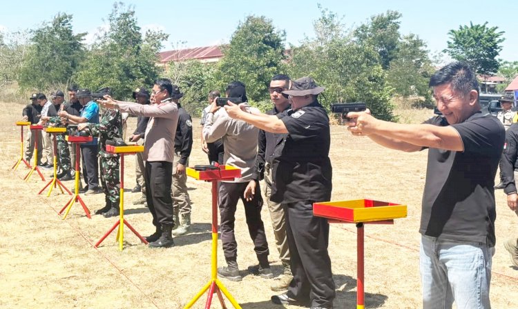 Pererat Silaturahmi dan Perkuat Sinergitas di Tapal Batas, Polres Belu bersama Forkopimda dan Instansi Vertikal Gelar Latihan Menembak Bersama