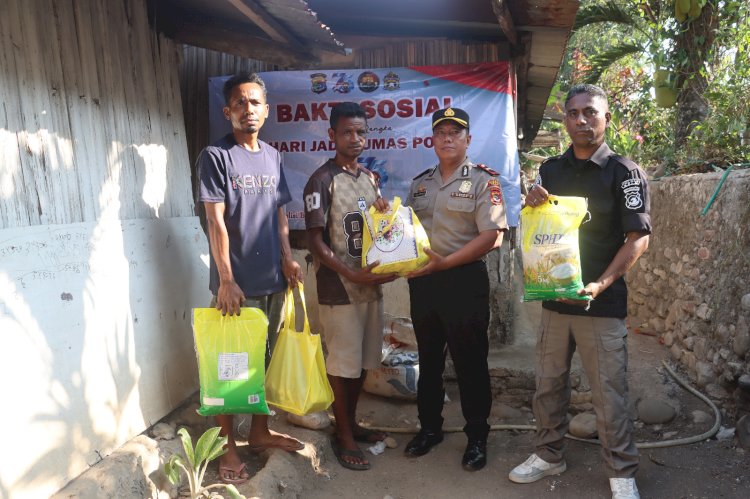 Hadir Ringankan Beban Sesama, Kasi Humas Polres Belu Salurkan Bantuan Sosial Jelang Hari Jadi Humas Polri ke 75
