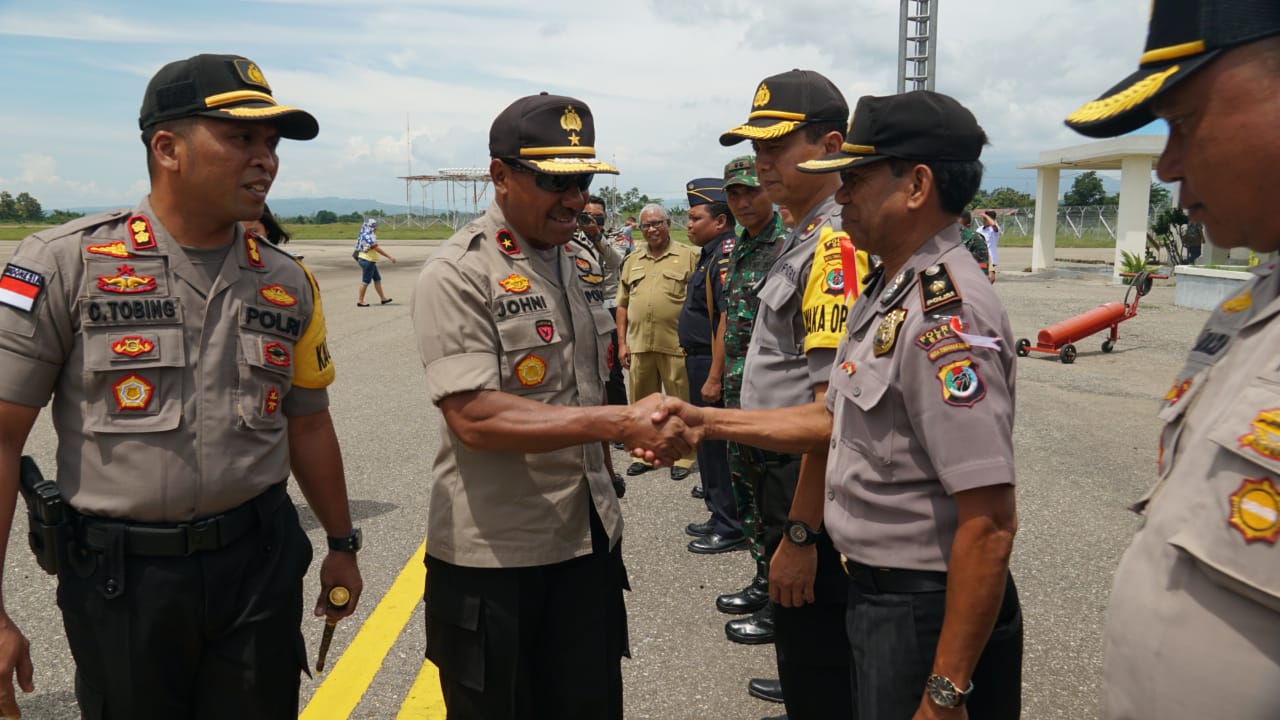 Polres Belu Terima Kunjungan Perdana Wakapolda NTT Brigjen Pol Drs. Johanis Asadoma