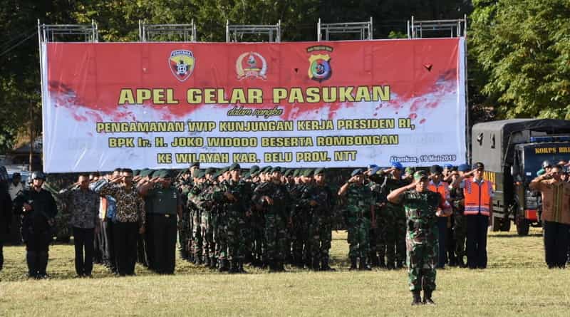 Personil TNI-Polri, Laksanakan Apel Gelar Pasukan Kesiapan Pengamanan VVIP Kunker Presiden RI Ir. Joko Widodo dan Rombongan di Belu